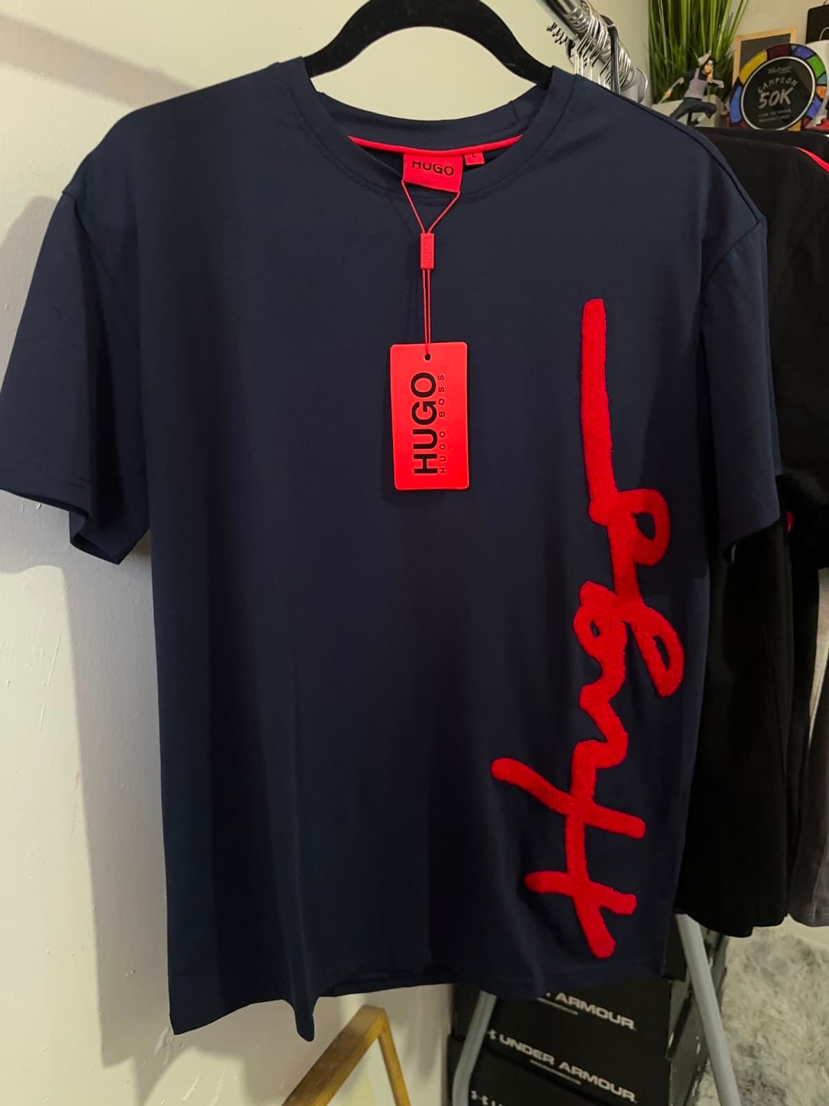 Playeras HUGO